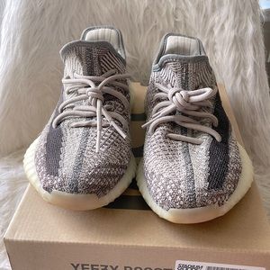 YEEZY boost 350 zyon v2